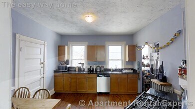 3 Kinnaird St, Unit #1 in Cambridge, MA - Foto de edificio - Building Photo