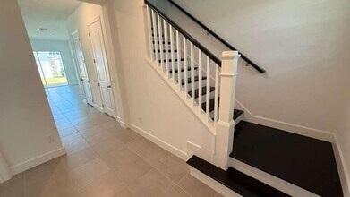 12572 Westhaven Oak Dr in Winter Garden, FL - Building Photo - Building Photo