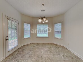 1663 Brimhill Ln in Cordova, TN - Foto de edificio - Building Photo