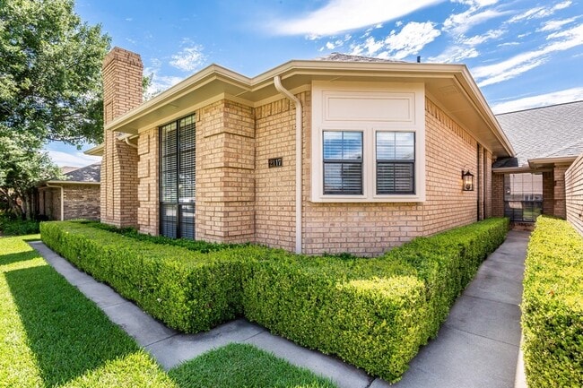 2117 Promontory Point in Plano, TX - Building Photo - Building Photo