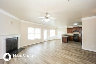 7685 Battle Way in Fairburn, GA - Building Photo - Building Photo