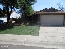 3317 W Quail Ave in Phoenix, AZ - Building Photo