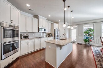 2616 Vintage Dr in Alpharetta, GA - Building Photo - Building Photo