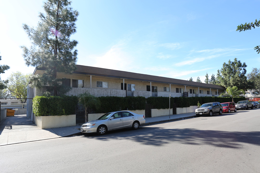 Vintage Apartments in Chatsworth, CA - Building Photo