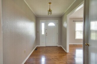 748 Dejarnette Ln in Murfreesboro, TN - Building Photo - Building Photo