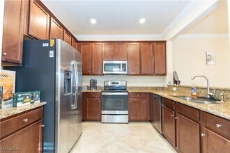 8880 Via Isola Court in Ft. Myers, FL - Building Photo - Building Photo