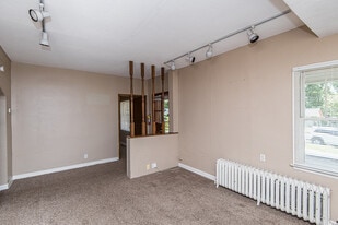 527 6th Ave SW, Unit 1