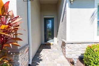 3669 Crimson Ln in Ft. Myers, FL - Building Photo - Building Photo