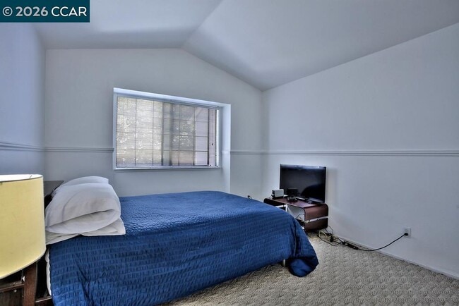 1429 Oak Hollow Ct in Pinole, CA - Building Photo - Building Photo