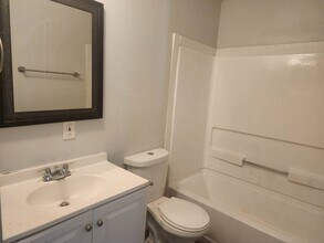 1105 Old S Dr in Lakeland, FL - Building Photo - Building Photo