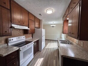 814 N Elkhart Ave in Lubbock, TX - Building Photo - Building Photo