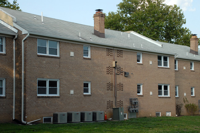 Middleboro Crest Apartments in Wilmington, DE - Building Photo - Building Photo