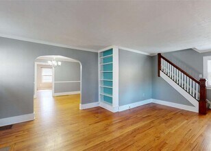 115 W 32nd St in Erie, PA - Building Photo - Building Photo