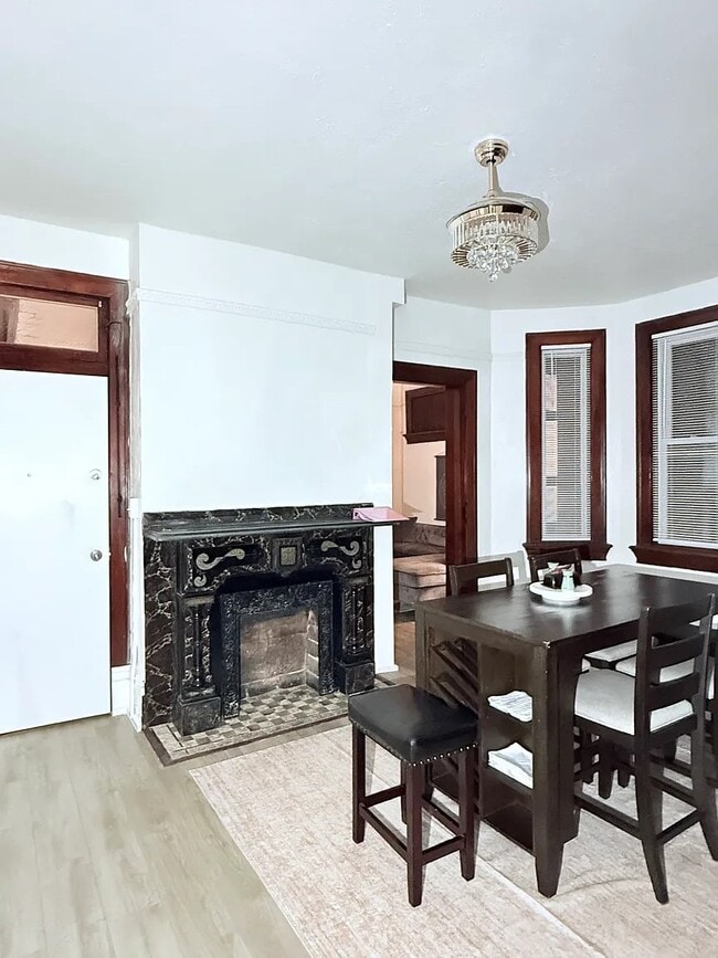 2512 Sarah St in Pittsburgh, PA - Building Photo - Building Photo