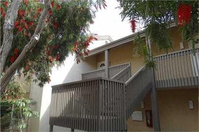 8537 Villa La Jolla Dr in San Diego, CA - Building Photo - Building Photo