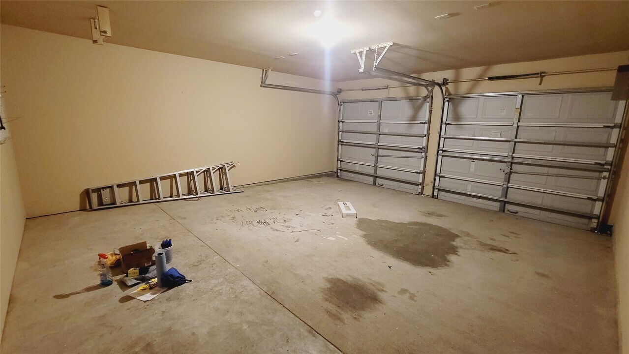 14747 Briceland Springs Dr in Houston, TX - Building Photo