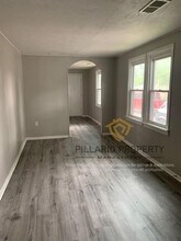 1012-1014 S Worth Ave in Indianapolis, IN - Building Photo - Building Photo