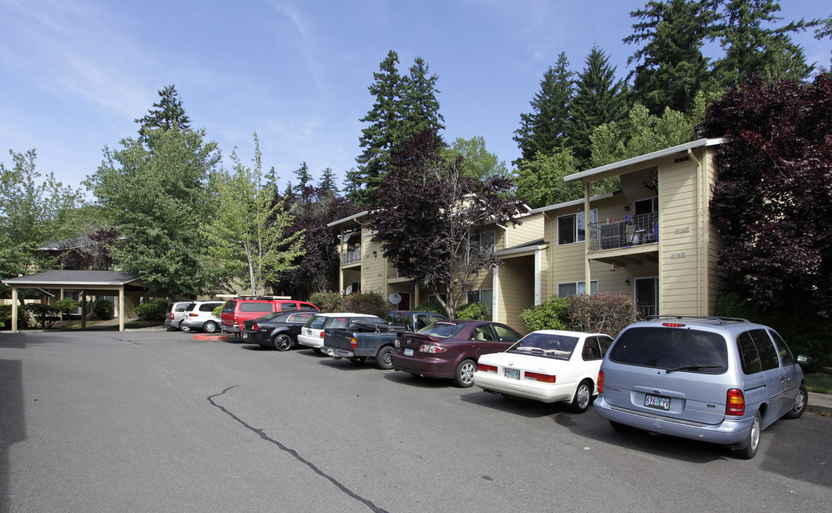 Wellington Estates in Tigard, OR - Foto de edificio