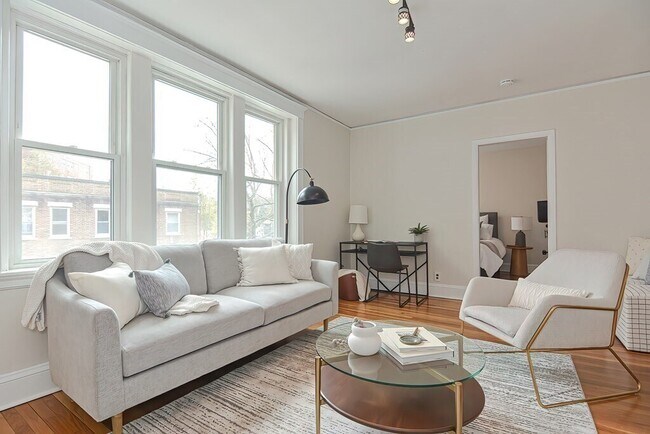 21 Westbourne Ter in Brookline, MA - Building Photo - Building Photo