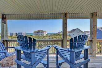 2060 New River Inlet Rd in North Topsail Beach, NC - Building Photo - Building Photo