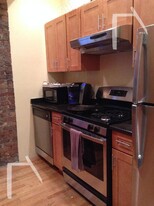 48 Englewood Ave, Unit 2 Apartamentos