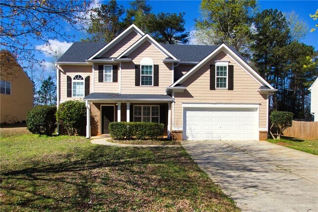 property at 585 Chapel Walk Ln SE