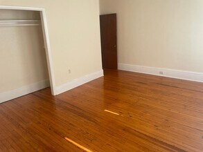 3007 N Calvert St in Baltimore, MD - Building Photo - Building Photo