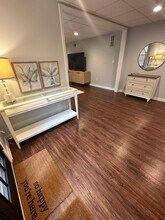 250 Waterford Way, Unit Beautiful Apartment in Athens, GA - Building Photo - Building Photo