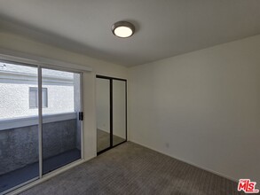 105 Roswell Ave in Long Beach, CA - Building Photo - Building Photo
