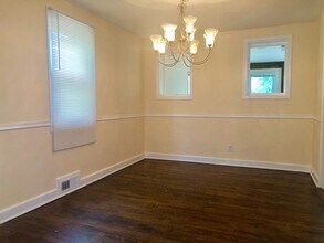 765 Charing Cross Rd in Baltimore, MD - Building Photo - Building Photo