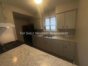 4211 E Ovid Ave in Des Moines, IA - Building Photo - Building Photo