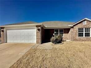 6206 SW Warrington Rd in Bentonville, AR - Building Photo - Building Photo