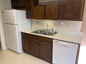 816-816 Highland Ave in Cumberland, MD - Building Photo - Building Photo