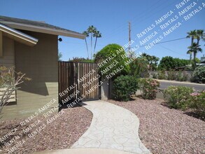 8556 E Keim Dr in Scottsdale, AZ - Building Photo - Building Photo