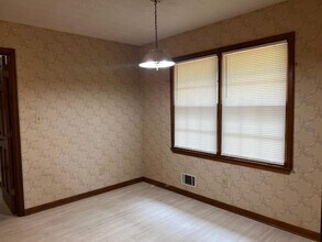 380 Hidden Valley Dr SE in Conyers, GA - Building Photo - Building Photo