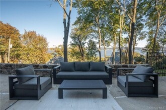 8-12 South Blvd in Nyack, NY - Building Photo - Building Photo