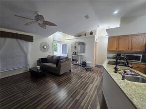 6557 Freeport Dr in Spring Hill, FL - Building Photo - Building Photo