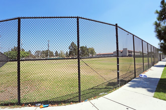 109 E Wilken Way in Anaheim, CA - Building Photo - Building Photo