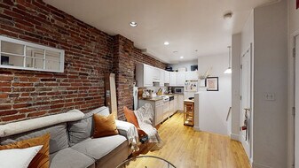 94 Prince St, Unit 3A in Boston, MA - Building Photo