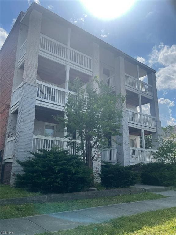 325 W 31st St in Norfolk, VA - Building Photo - Building Photo