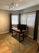 365 W Alameda Ave, Unit 204 in Burbank, CA - Building Photo - Building Photo