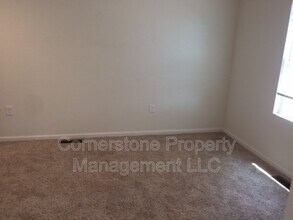 34040 W 84th St in De Soto, KS - Building Photo - Building Photo