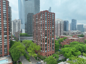 Dearborn Park High Rise 2 in Chicago, IL - Building Photo - Building Photo