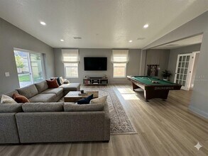 51 Sura Blvd in Orlando, FL - Building Photo - Building Photo