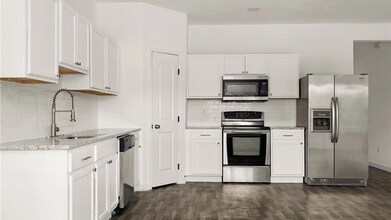 1063 Sleepy Hollow Ln in Spring Branch, TX - Building Photo - Building Photo