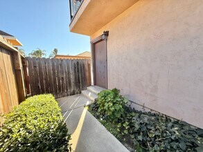 7014-2 Amherst St in San Diego, CA - Building Photo - Building Photo