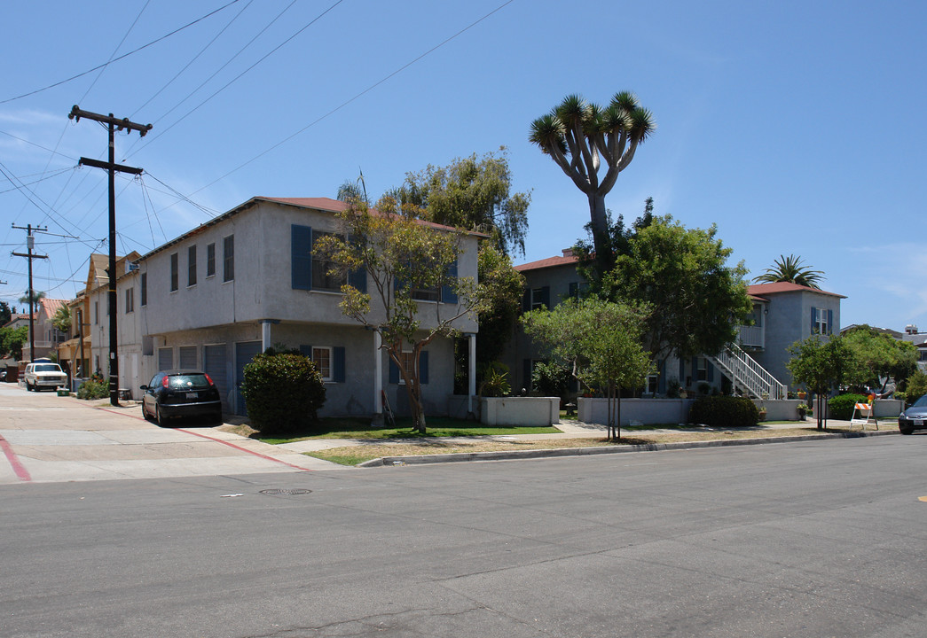 700 7th St in Coronado, CA - Building Photo