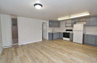 812 S Washington Ave in Emmett, ID - Building Photo - Building Photo