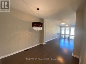 322 Fergus Cres in Ottawa, ON - Building Photo - Building Photo