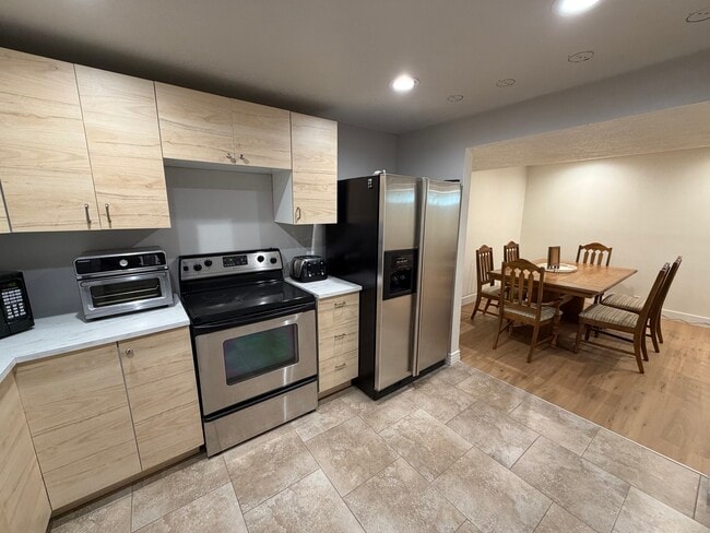 7050 S 2780 E in Cottonwood Heights, UT - Building Photo - Building Photo